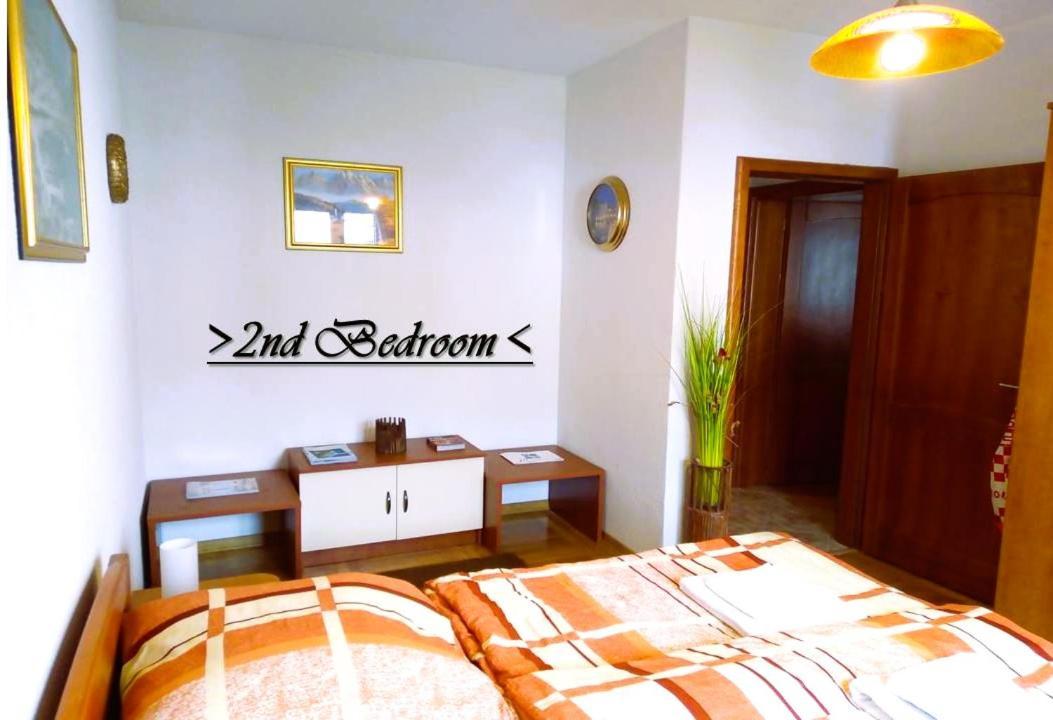 House White Stone Split Διαμέρισμα Ποντστράνα Δωμάτιο φωτογραφία