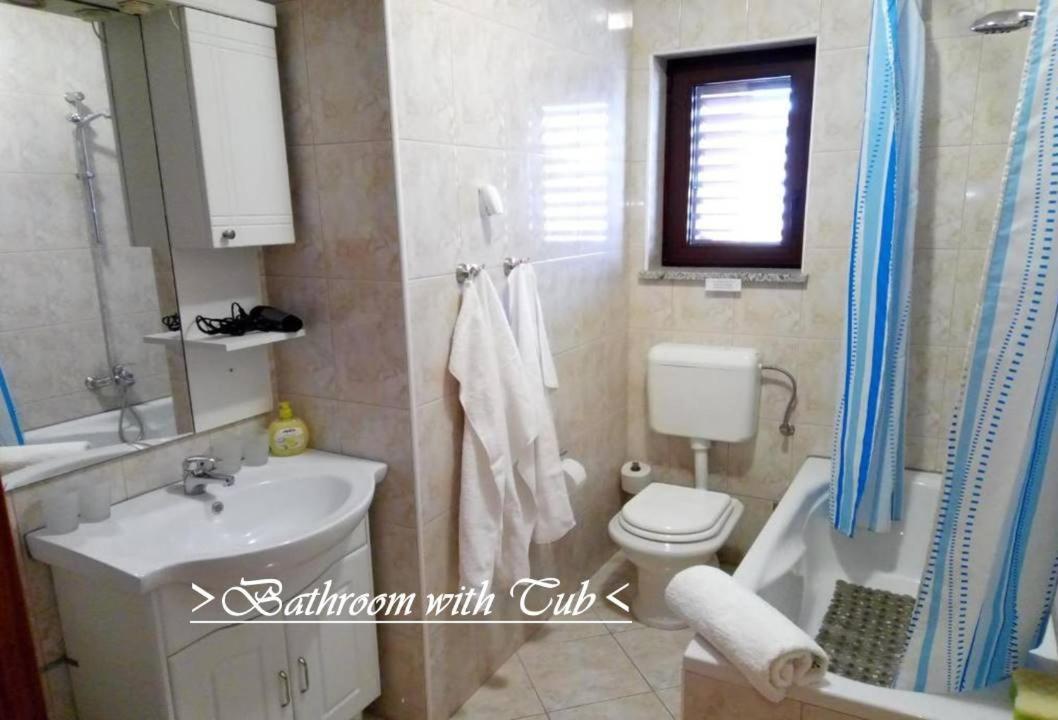 House White Stone Split Διαμέρισμα Ποντστράνα Δωμάτιο φωτογραφία