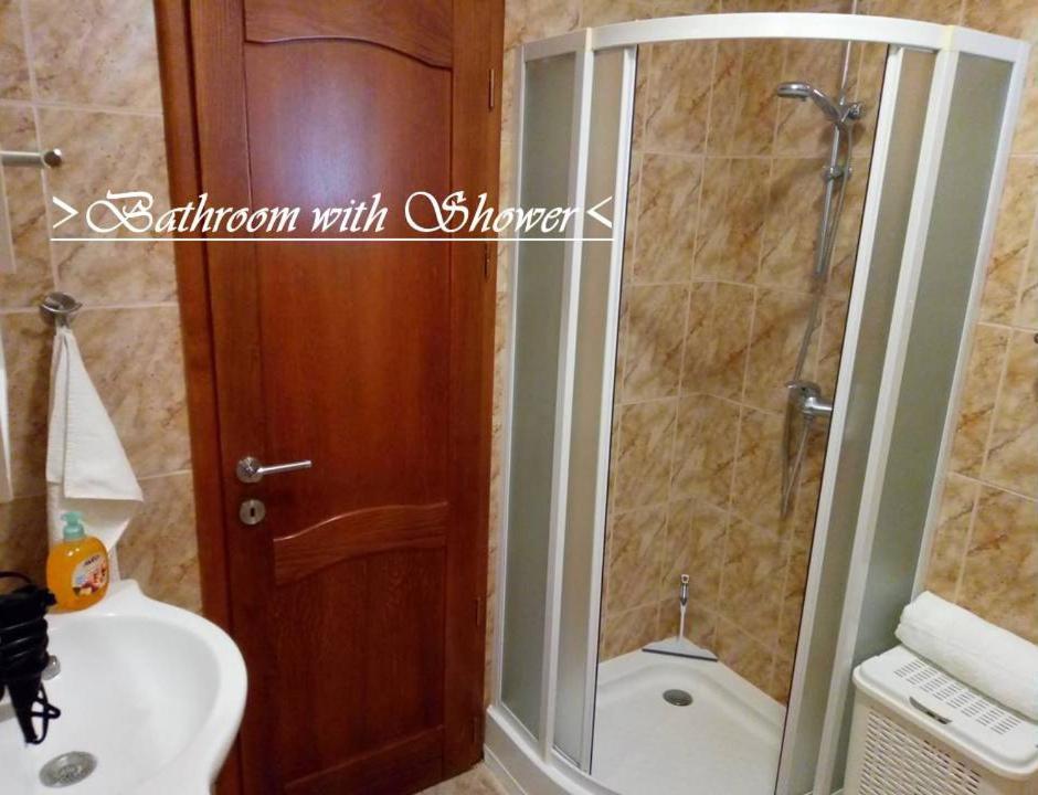 House White Stone Split Διαμέρισμα Ποντστράνα Δωμάτιο φωτογραφία